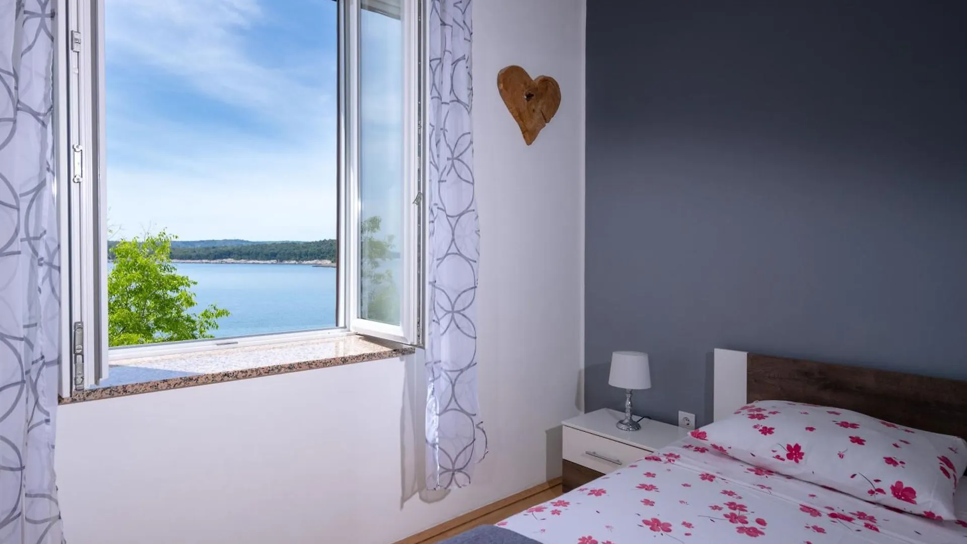 Appartement Wohnung In Koromacno Mit Garten, Schoene Aussicht