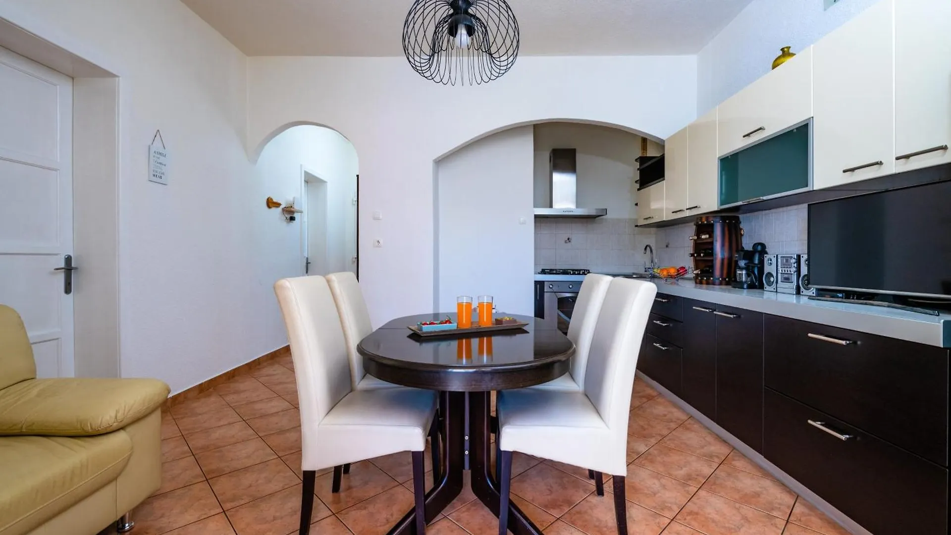 Appartement Wohnung In Koromacno Mit Garten, Schoene Aussicht